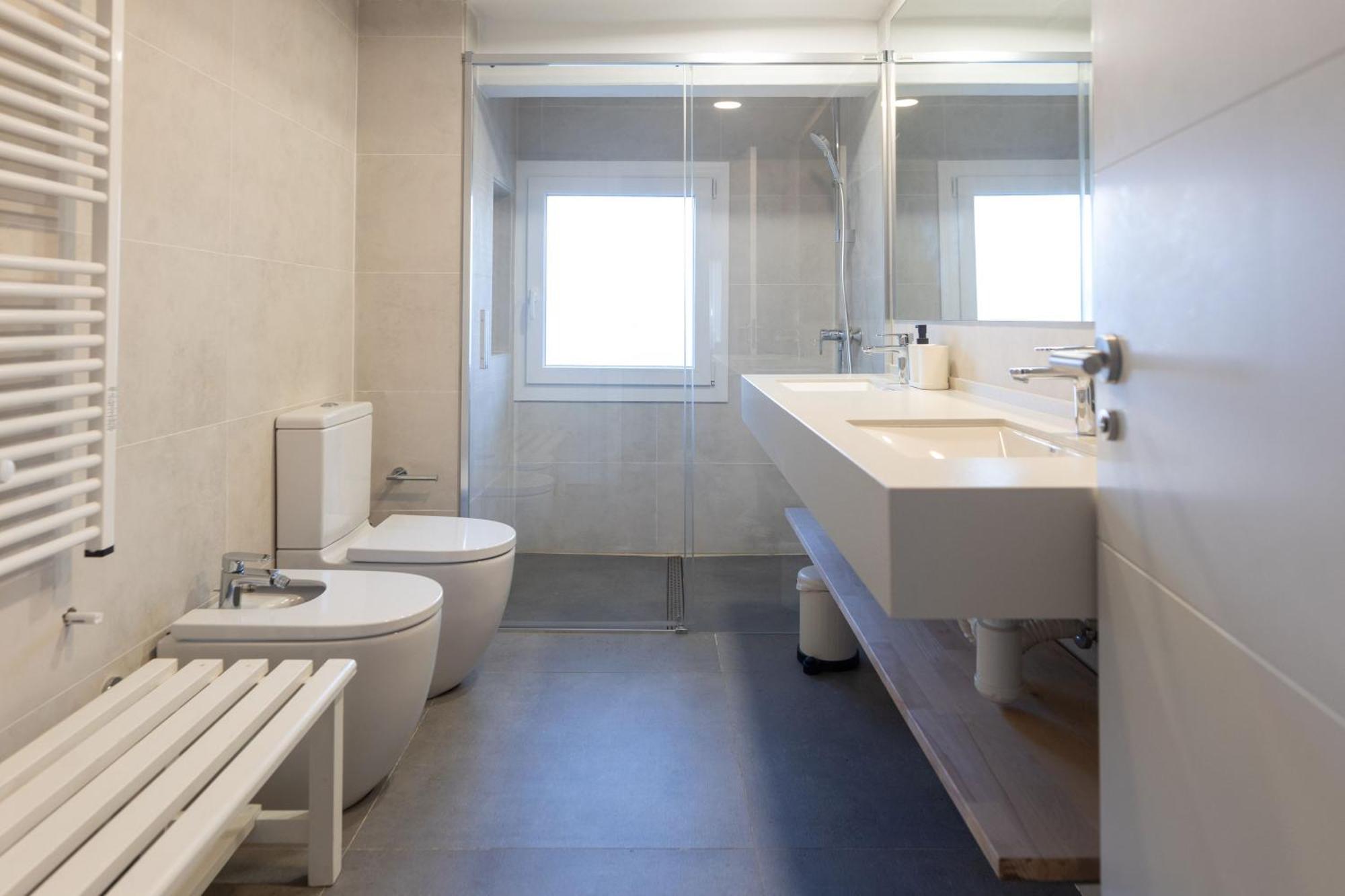 Suitur Beachfront Apartment Roc De Sant Gaieta Roda de Bará Dış mekan fotoğraf